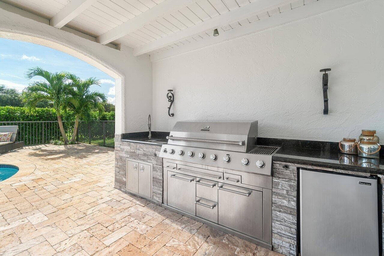 2276 NW 36th Street photo 18