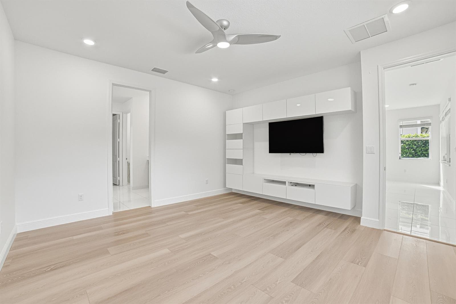 4065 MARINA Way photo 24