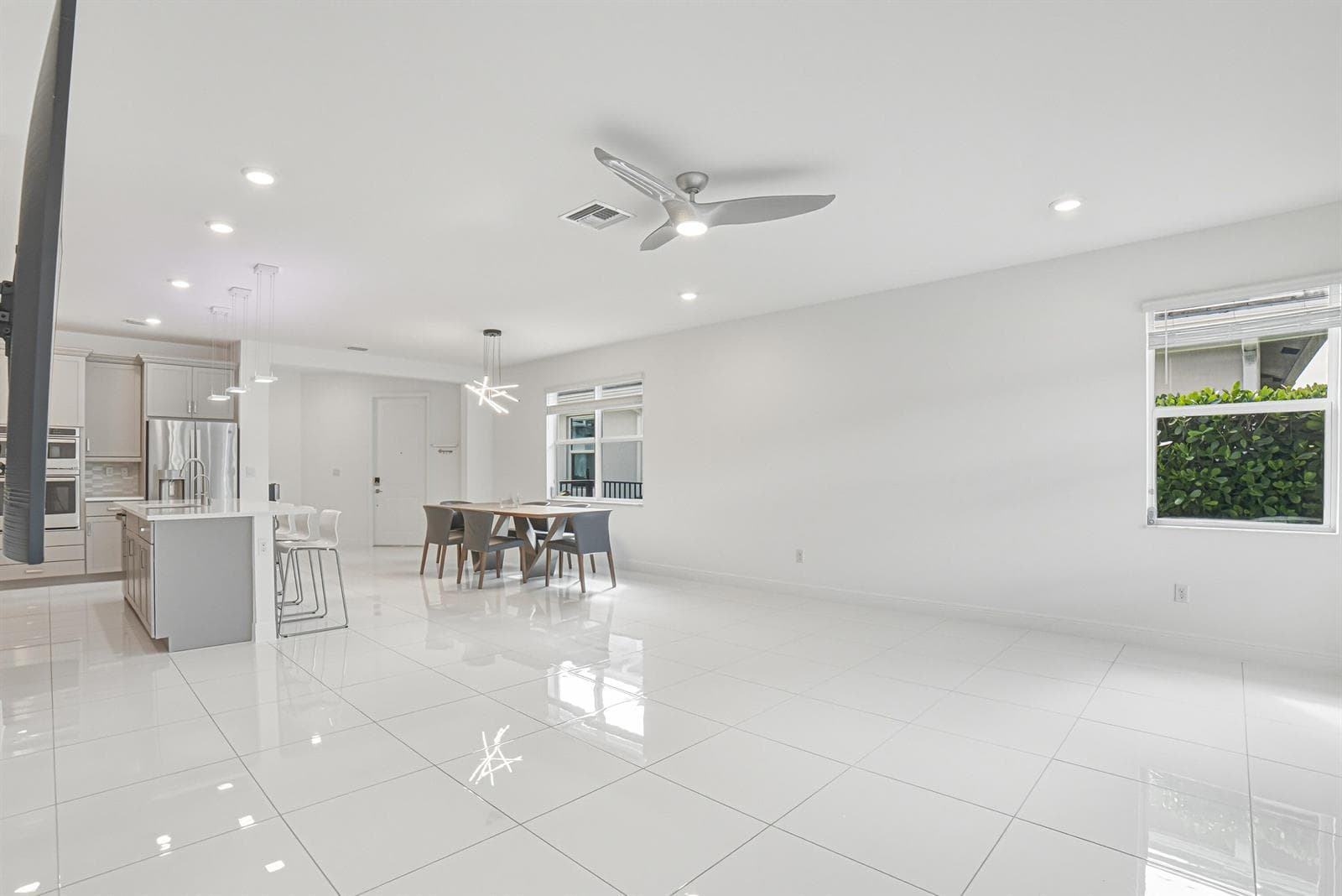 4065 MARINA Way photo 10