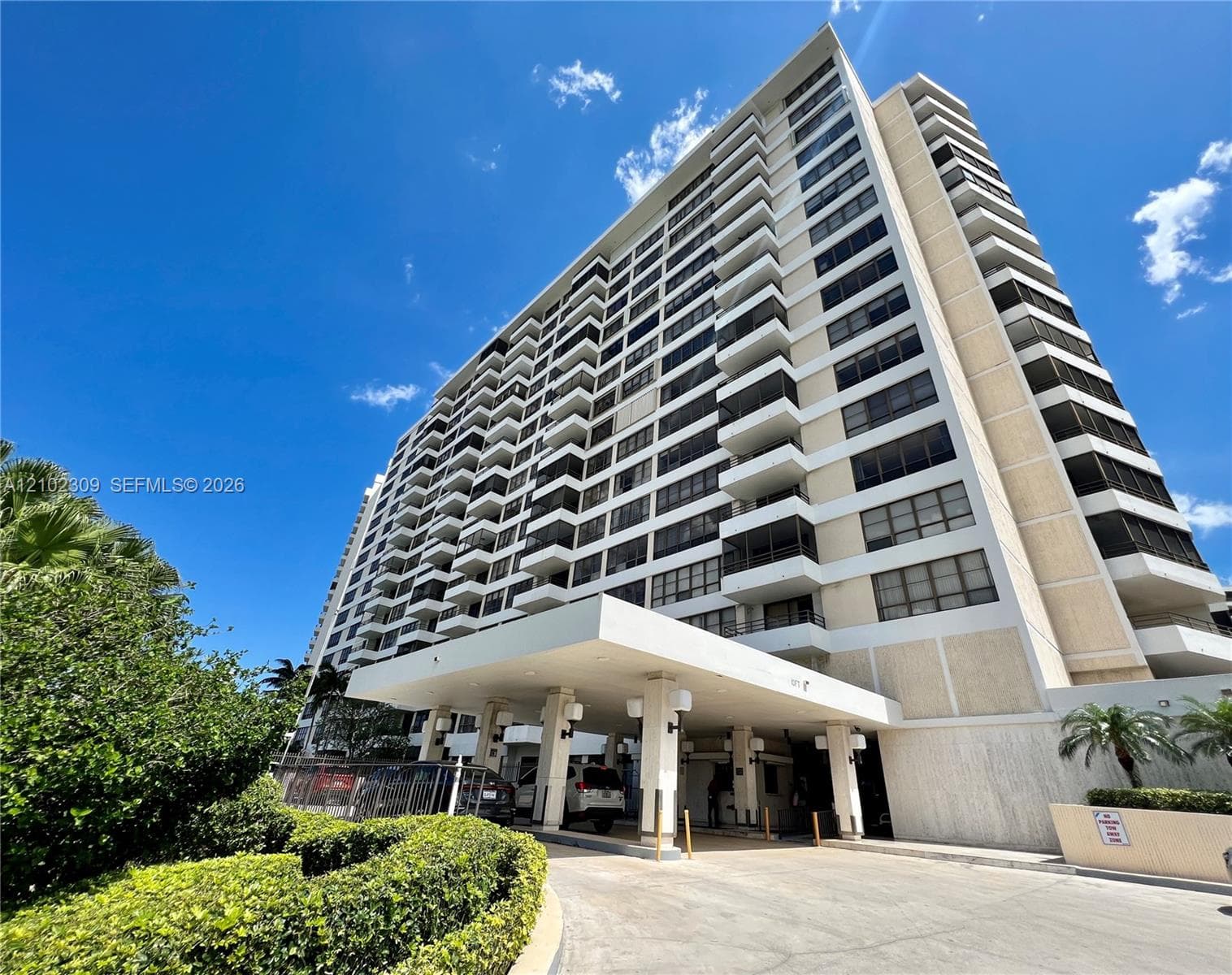 600 Three Islands Blvd 505 photo 1