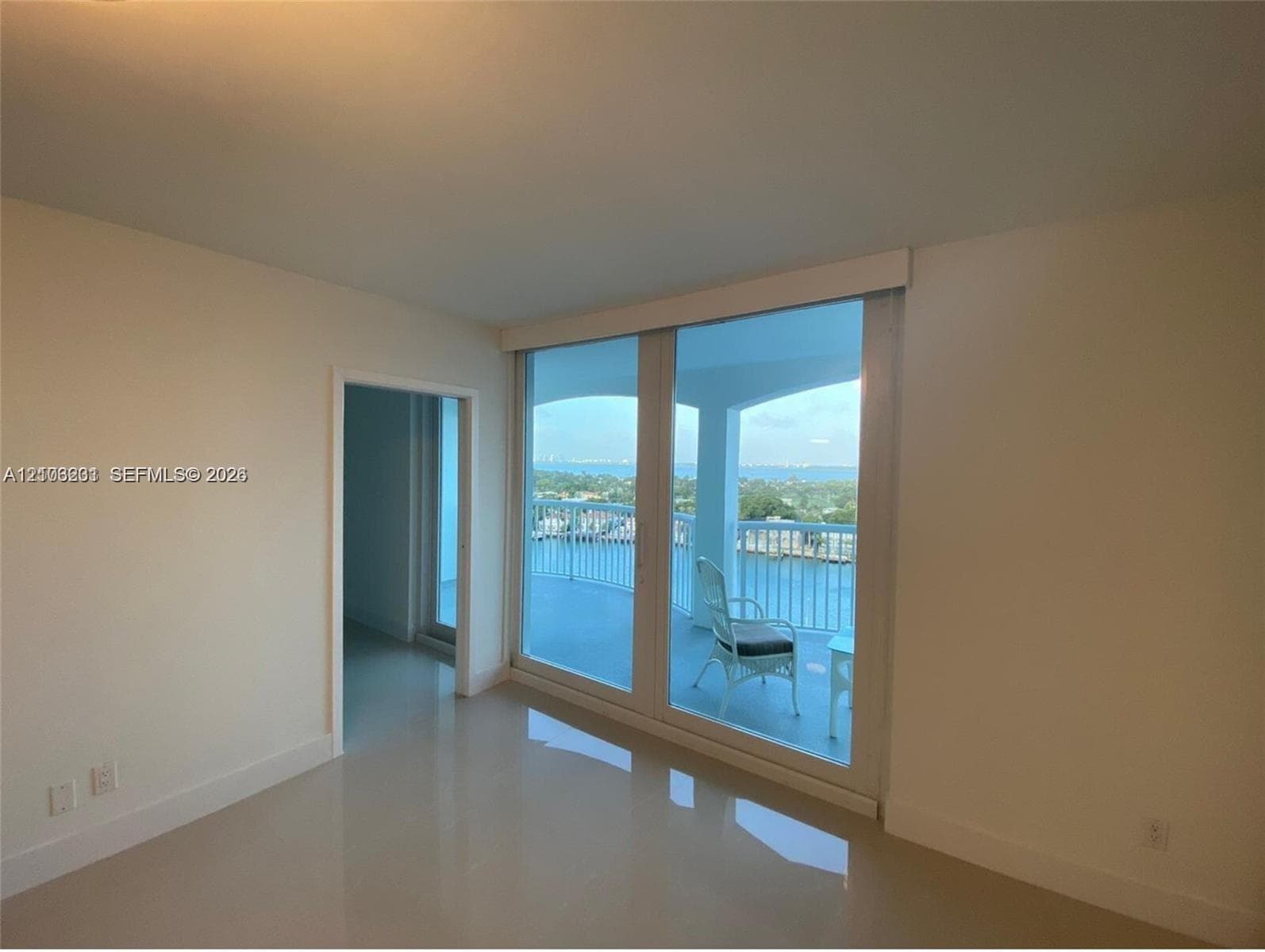5401 Collins Ave 1229 photo 6
