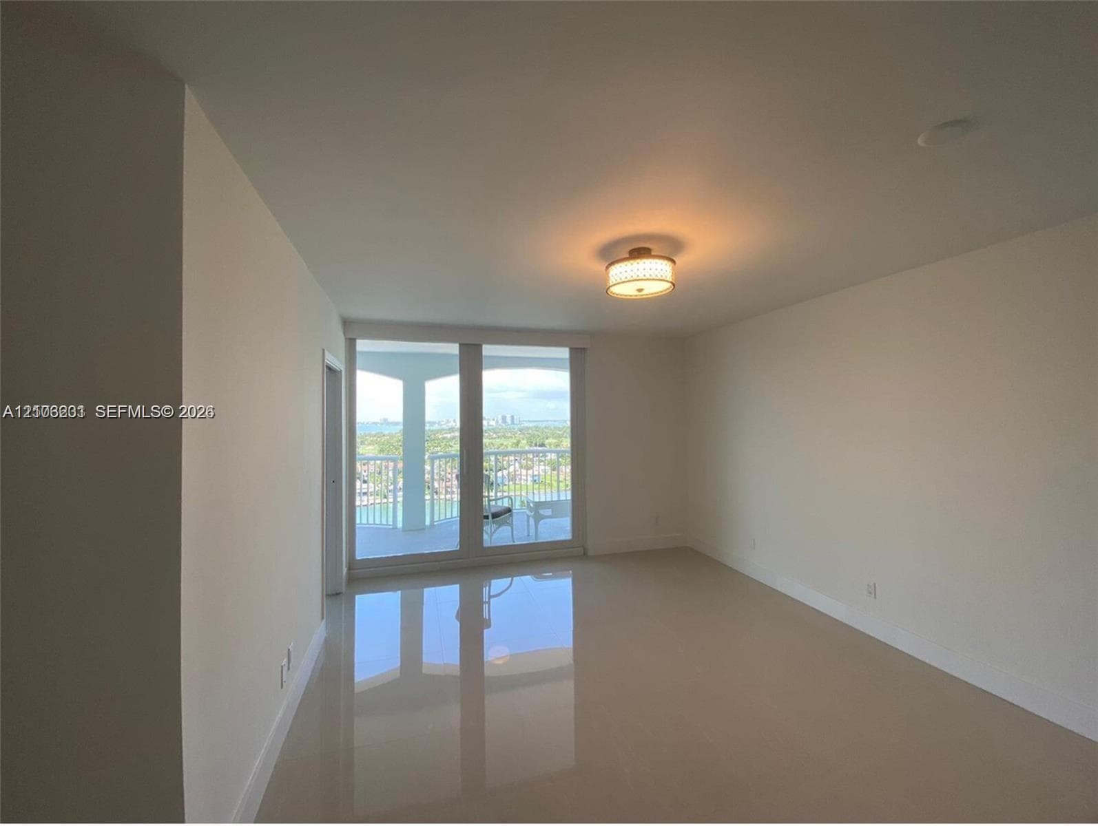 5401 Collins Ave 1229 photo 5