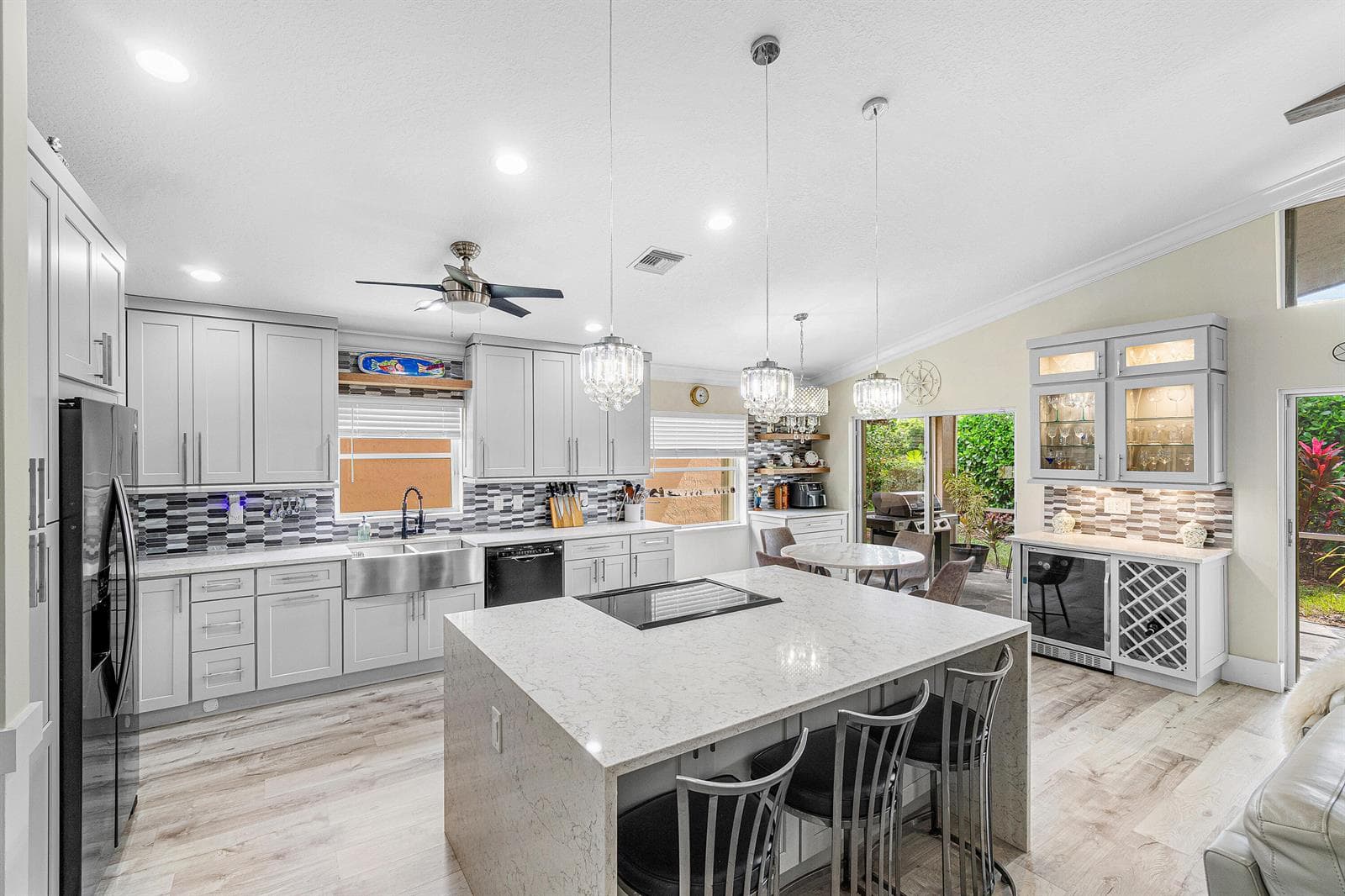 7052 TRENTINO Way photo 11