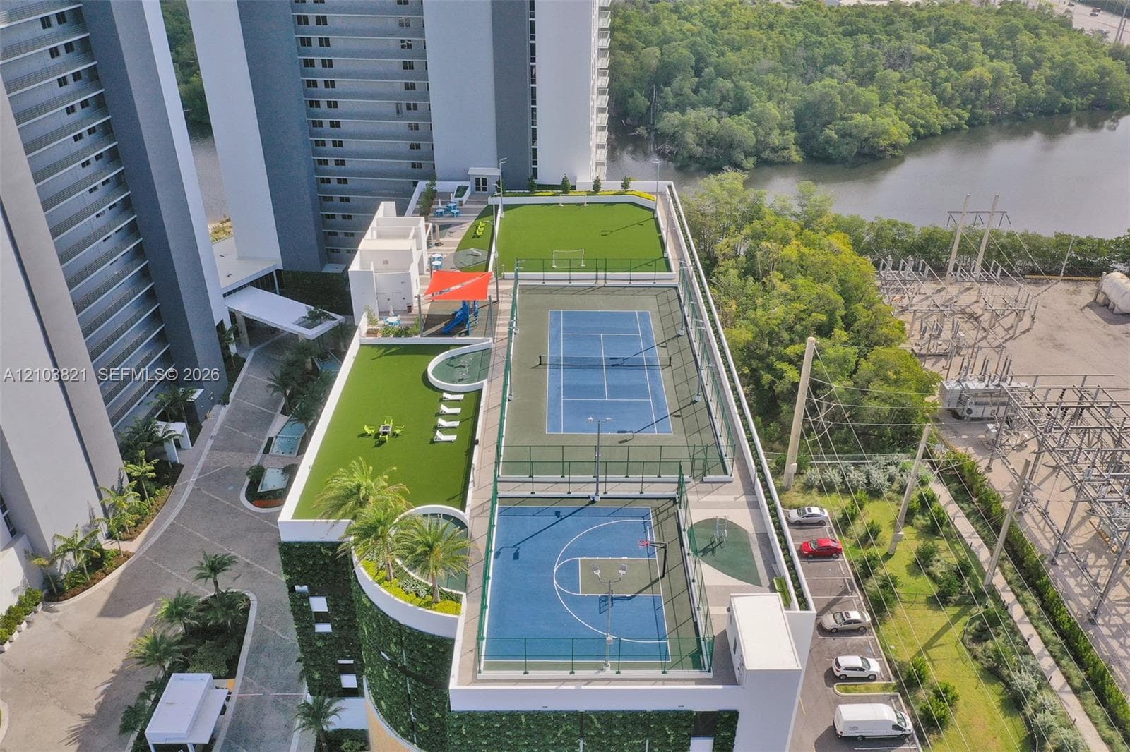 16385 Biscayne Blvd 2302 photo 21