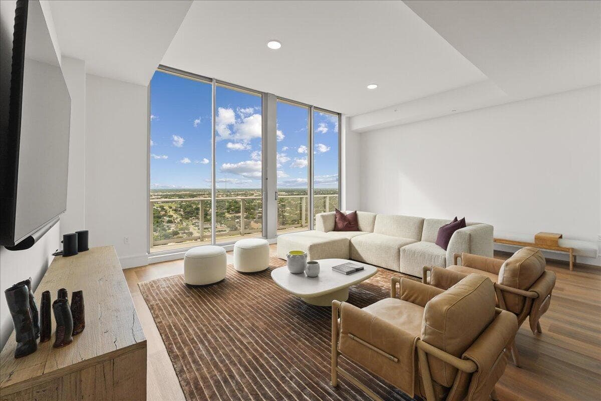 220 LAKE SHORE Drive 2406 photo 25