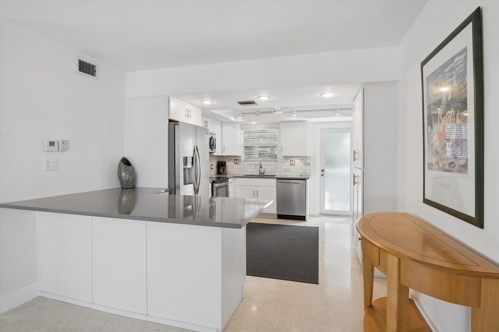 609 BAYSHORE Drive 6 photo 6