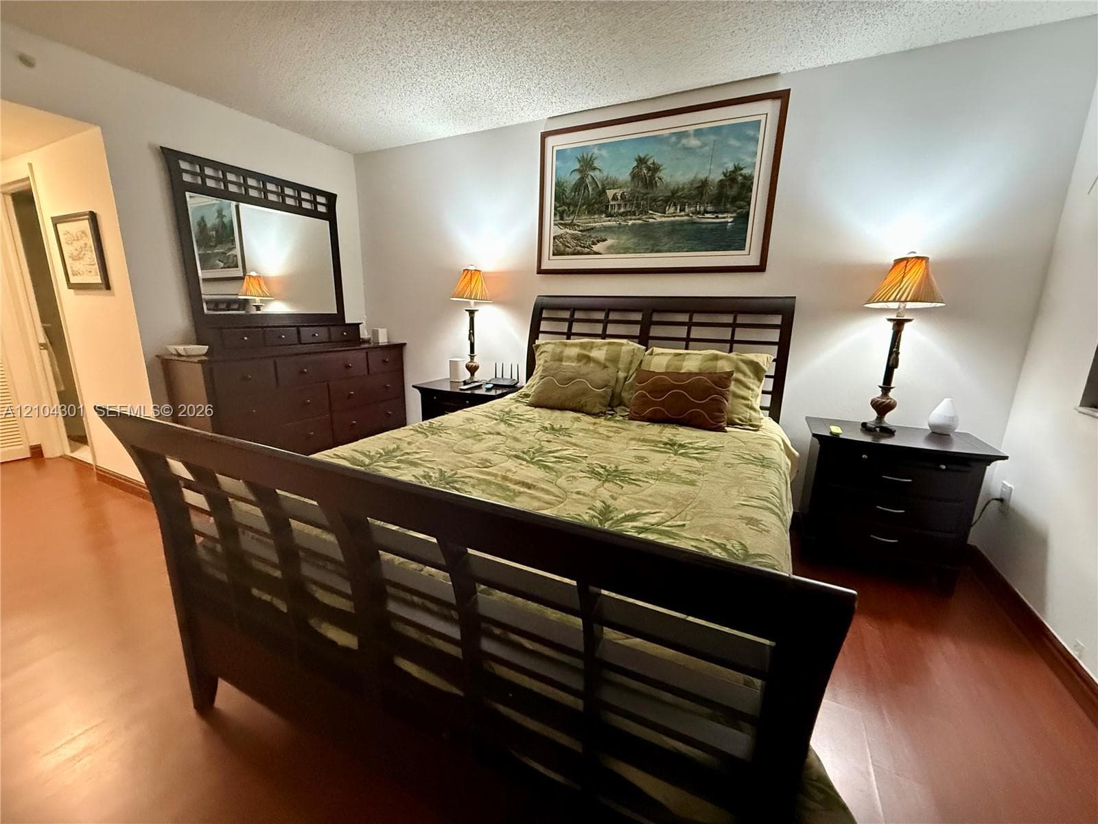 650 West Ave 2712 photo 7