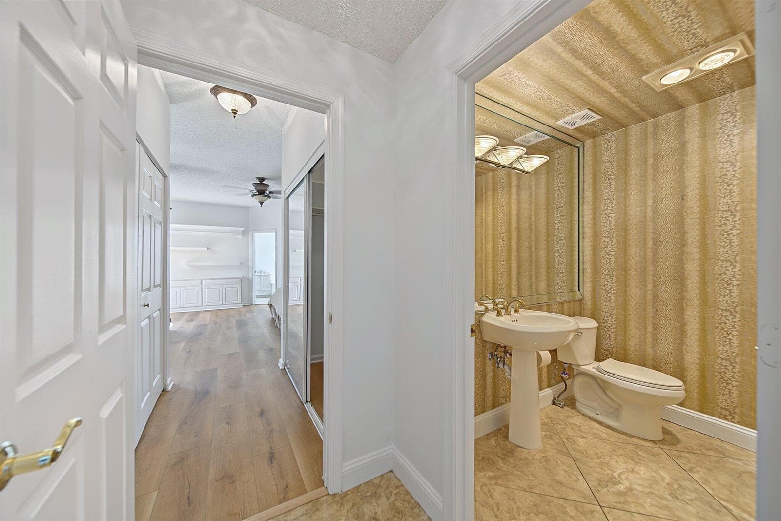 7756 Travelers Tree Drive photo 21