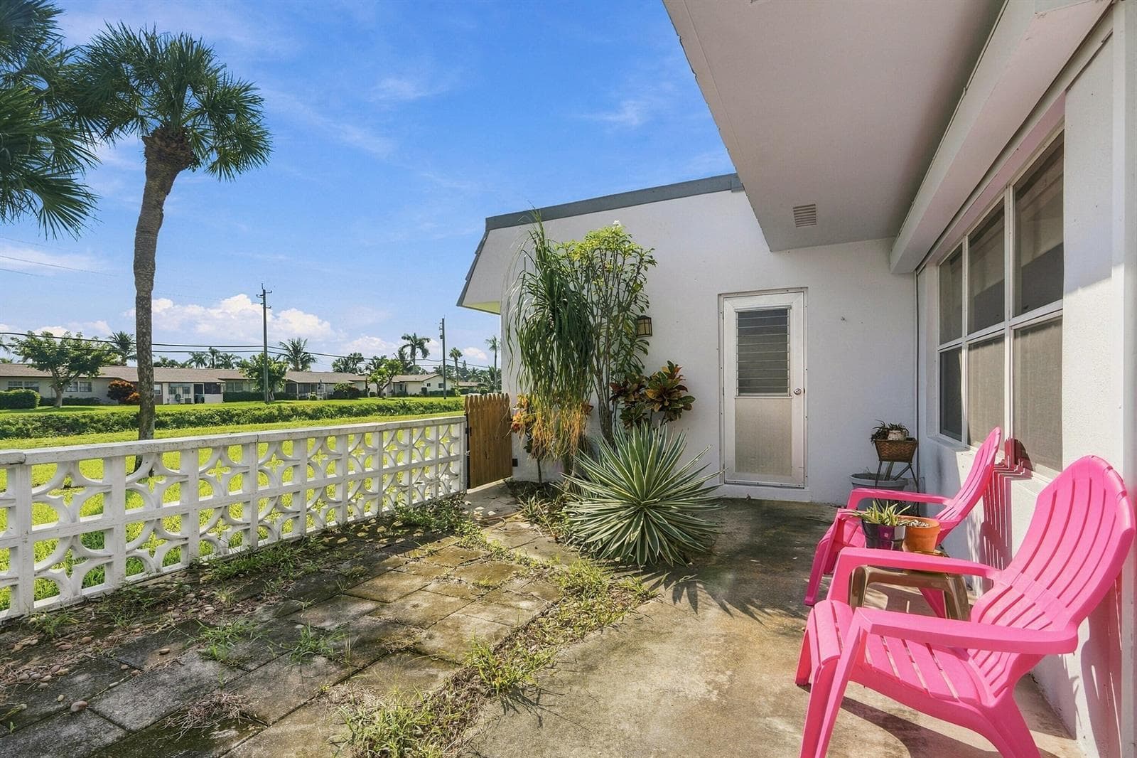 2886 FERNLEY Drive E 32 photo 17