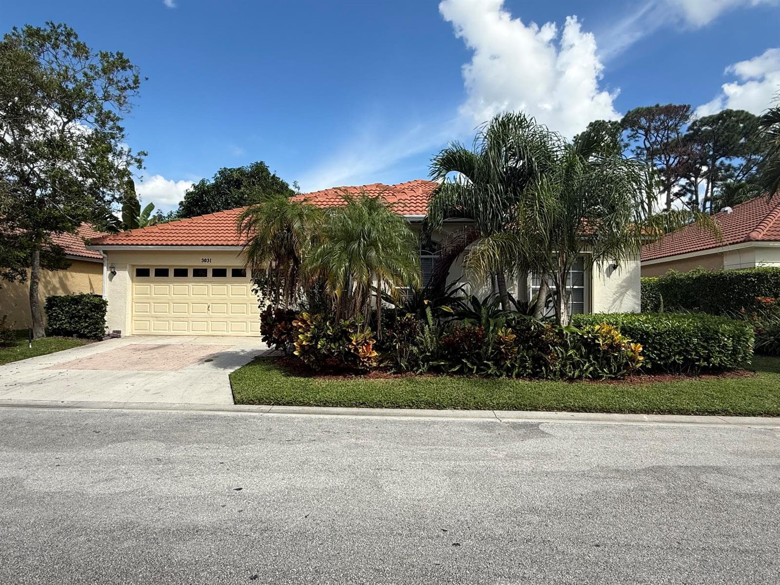 3031 CASA RIO Court photo 1