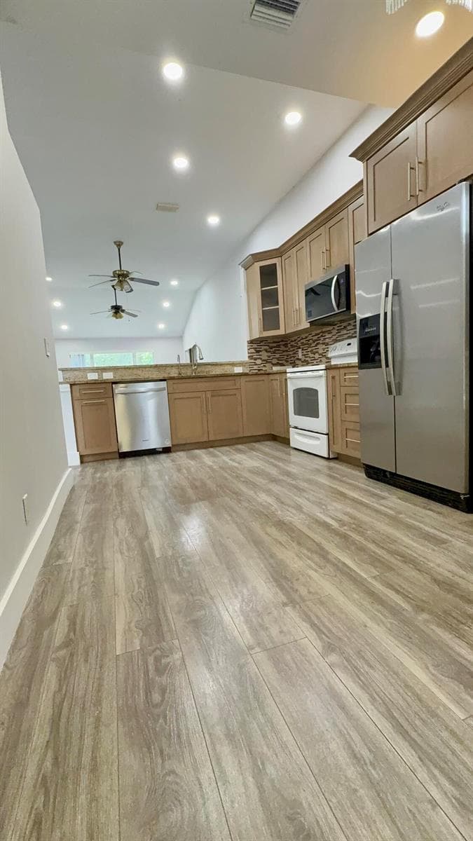 3031 CASA RIO Court photo 4