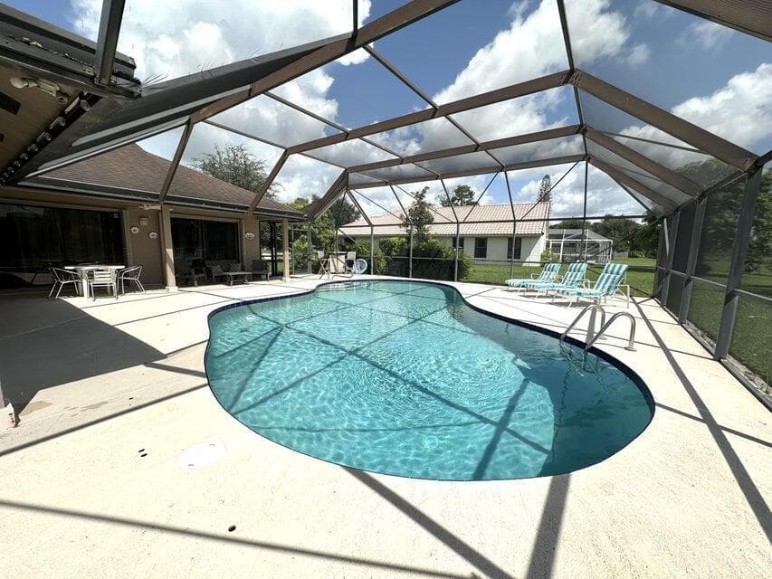 1420 Chapparel Way photo 3