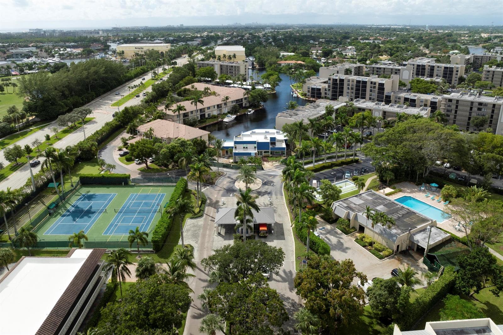 8 Royal Palm Way 2050 photo 21