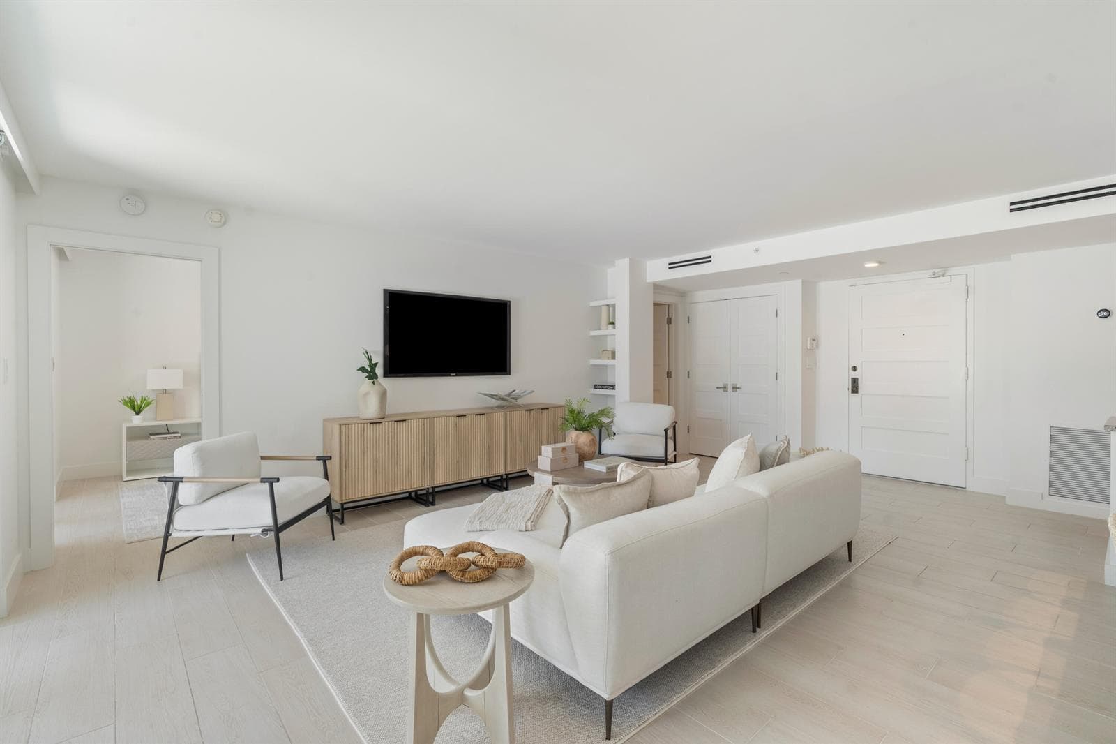 120 SE 5th Avenue 219 photo 4