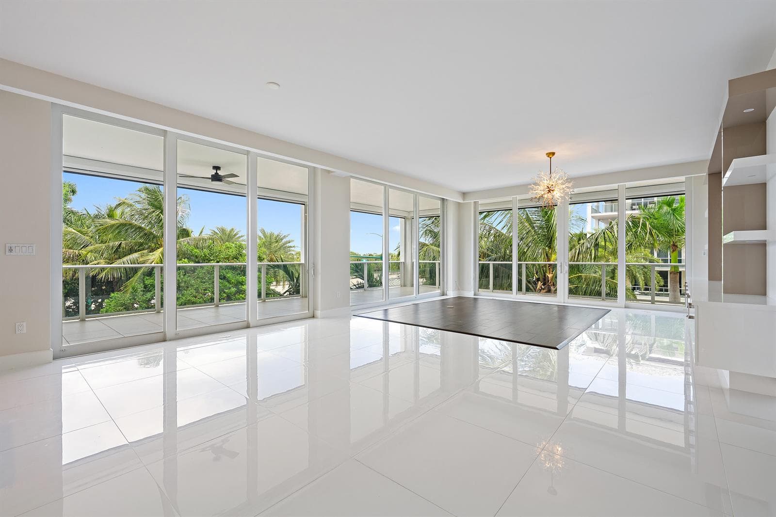 2720 Donald Ross Road 301 photo 9