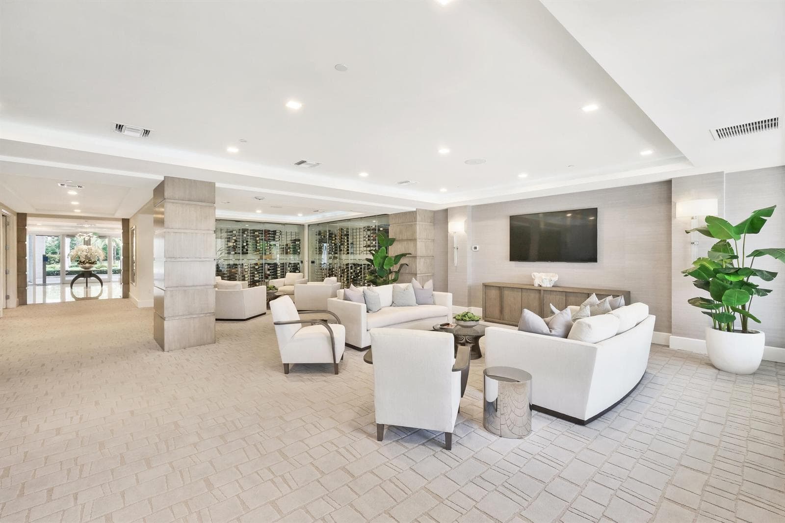 2720 Donald Ross Road 301 photo 24