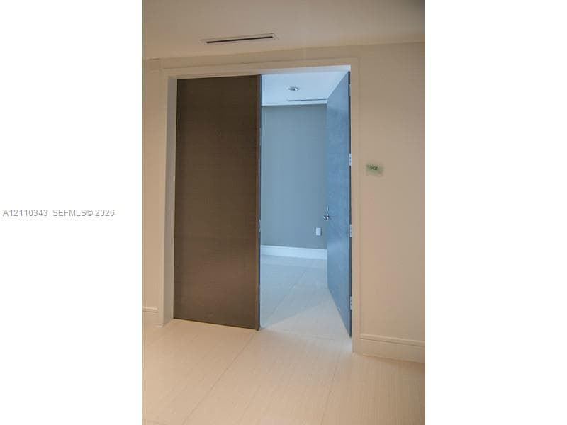3250 NE 188 STREET 905 photo 9