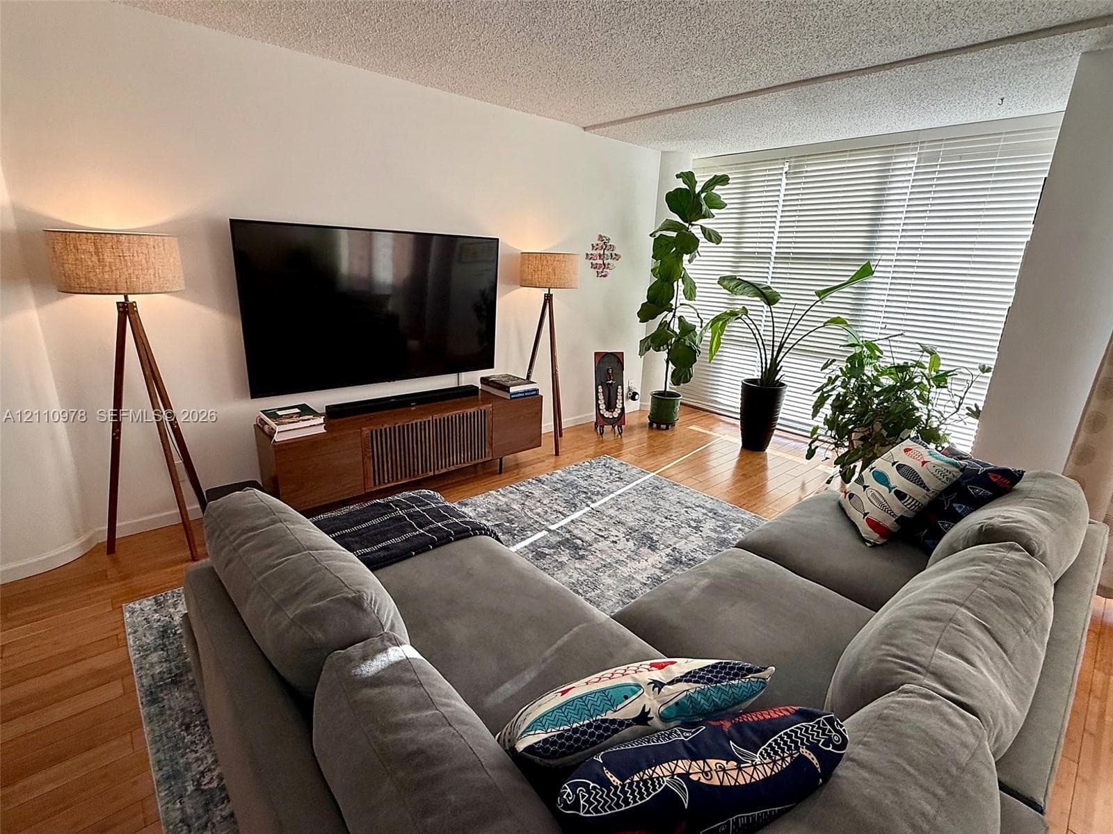 900 Bay Dr 225 photo 5