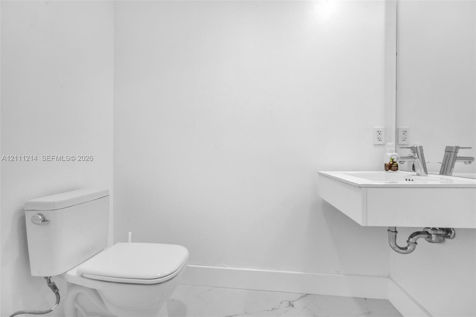 17111 Biscayne Blvd 411 photo 21