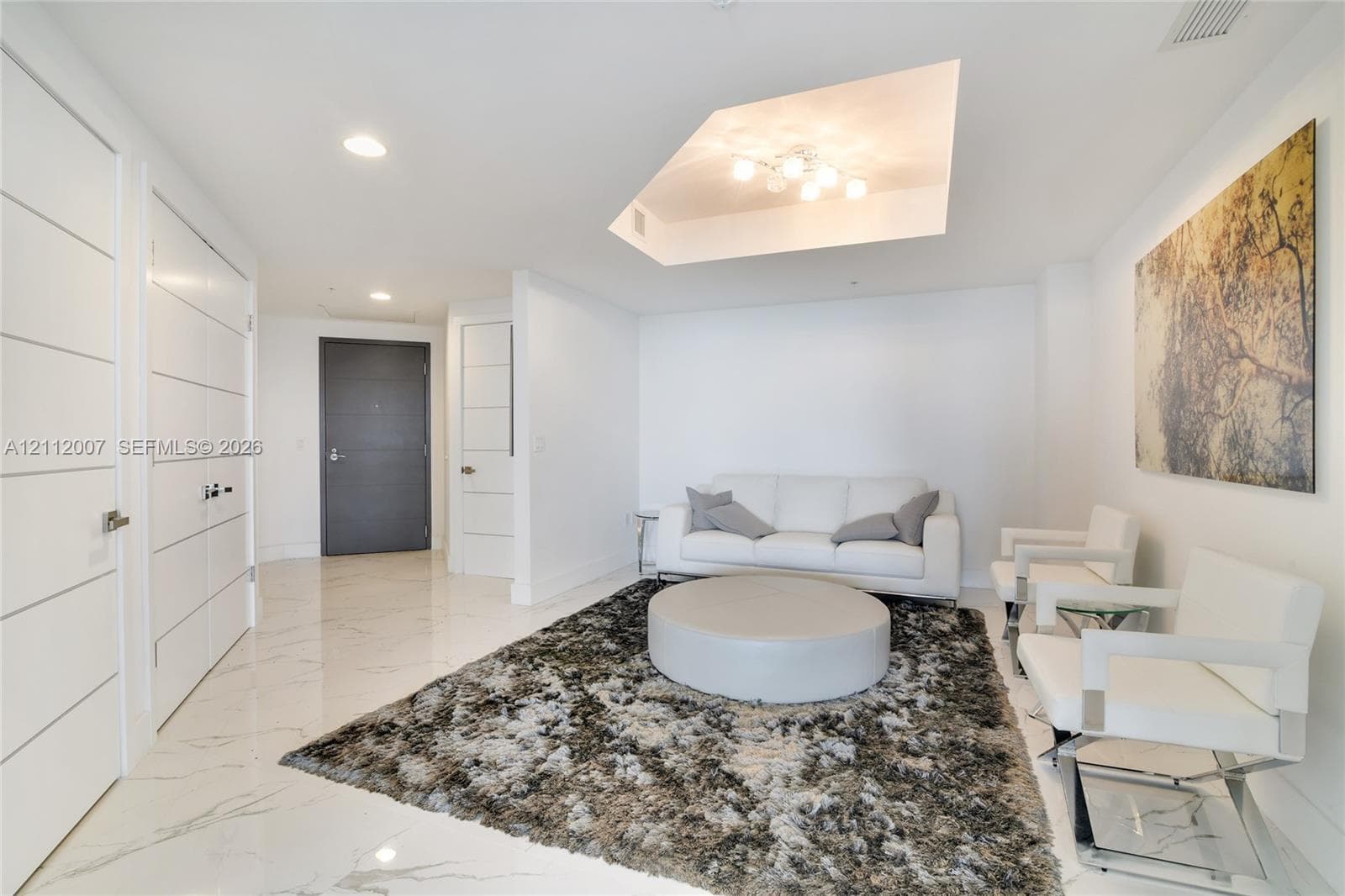 17301 Biscayne Blvd 2002 photo 4