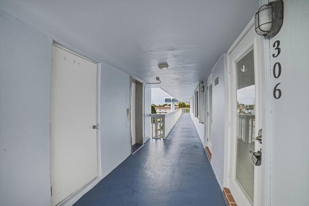131 Doolen Court 306 photo 5