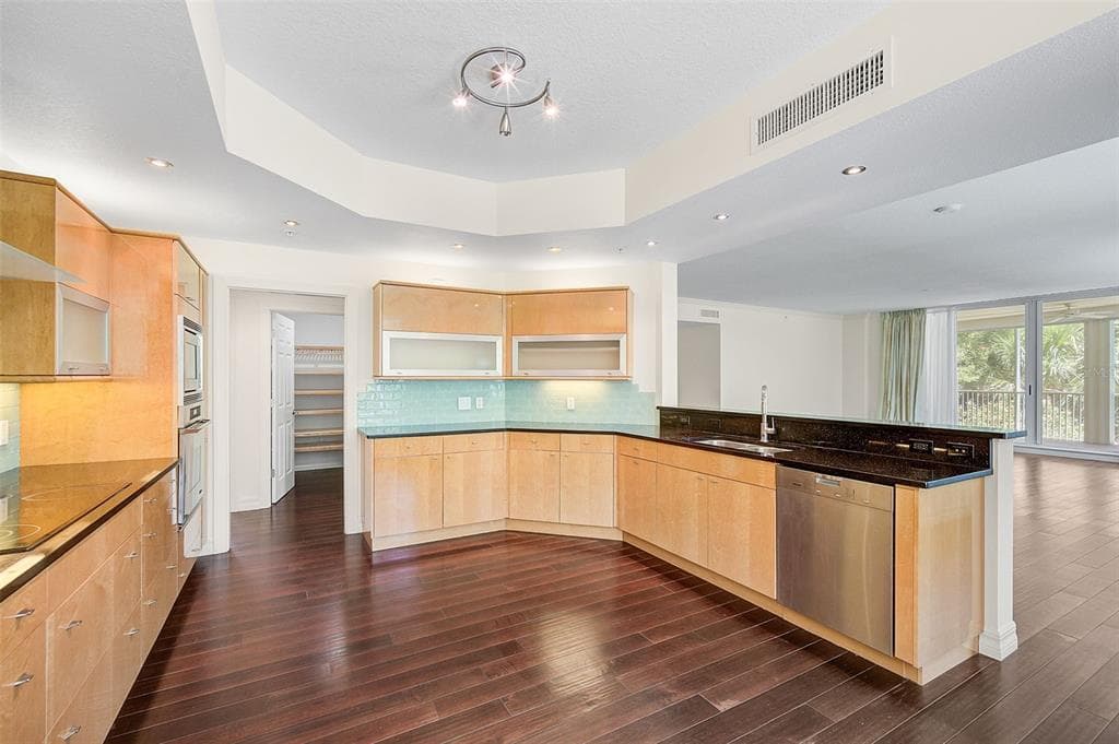 3603 N POINT ROAD 202 photo 8