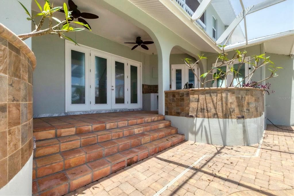 342 GREEN DOLPHIN DRIVE photo 19