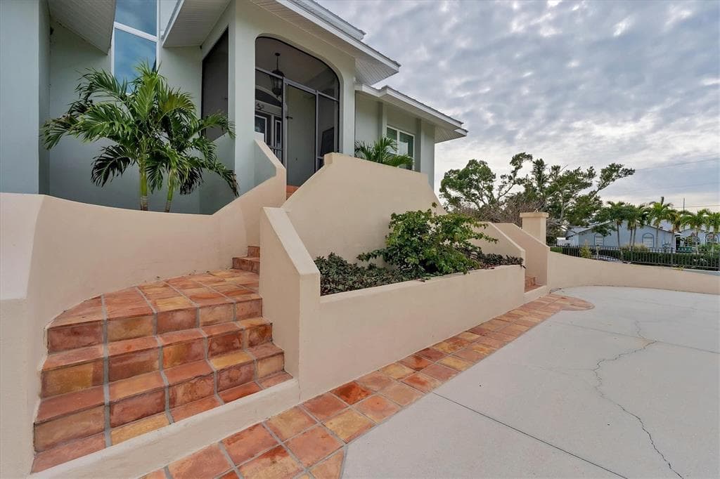 342 GREEN DOLPHIN DRIVE photo 8