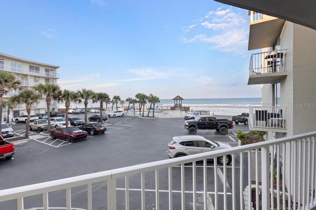 1233 S ATLANTIC AVENUE 2270 photo 4
