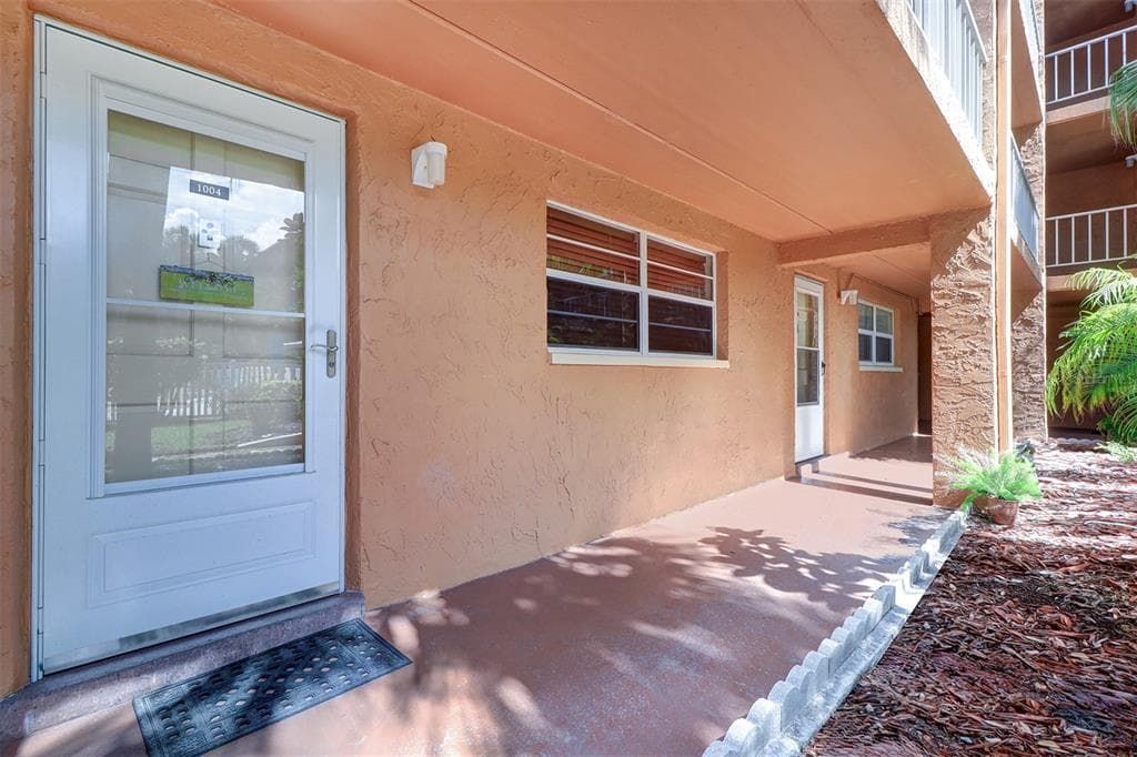 12760 INDIAN ROCKS ROAD 1004 photo 2