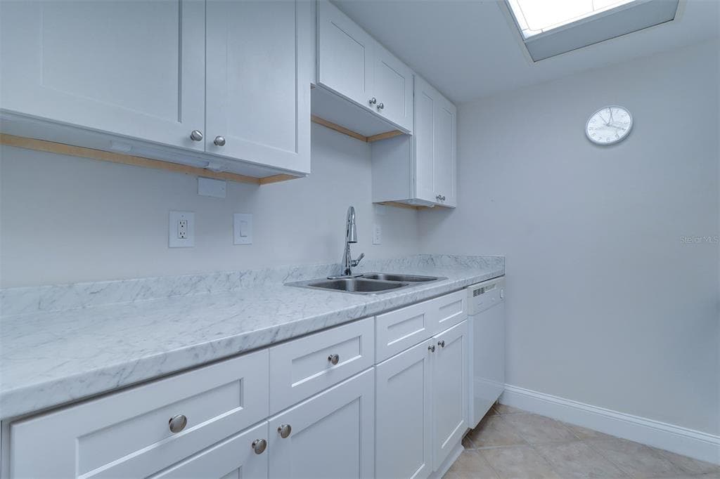 12760 INDIAN ROCKS ROAD 1004 photo 15