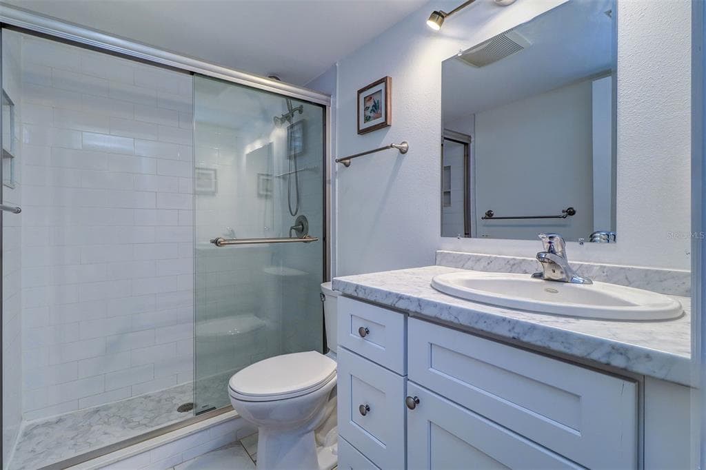 12760 INDIAN ROCKS ROAD 1004 photo 21