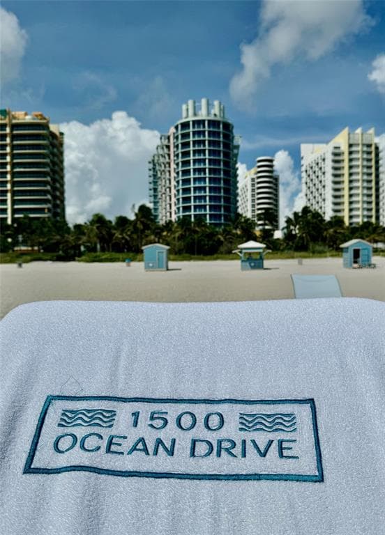 1500 OCEAN DRIVE 905 photo 2