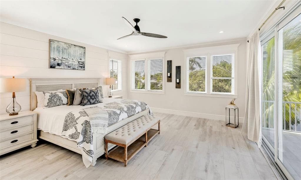 2516 AVENUE A photo 12