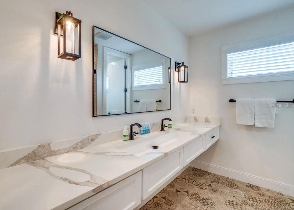 9403 GULF DR photo 14