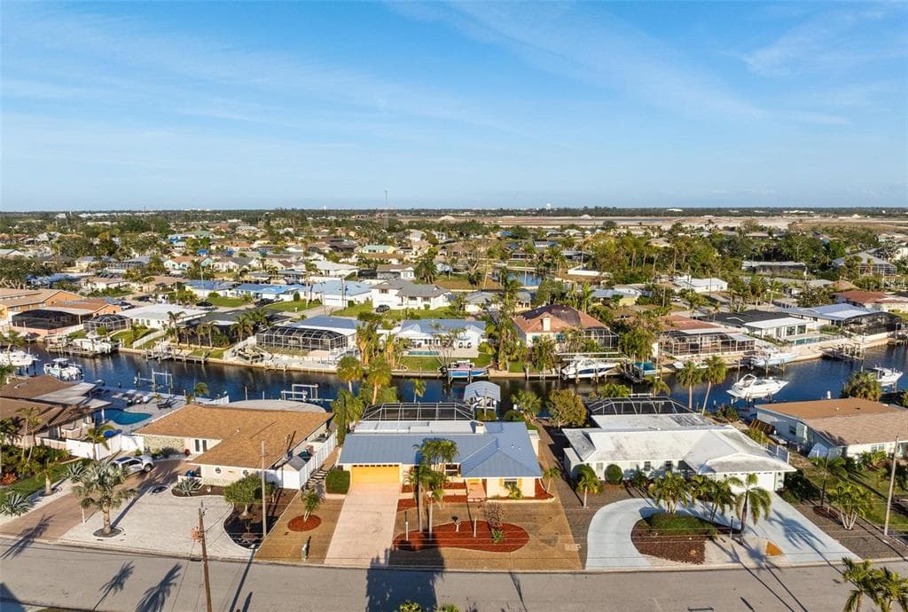 5207 BIMINI DRIVE photo 1