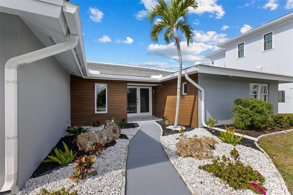 23 OCEAN DRIVE photo 7