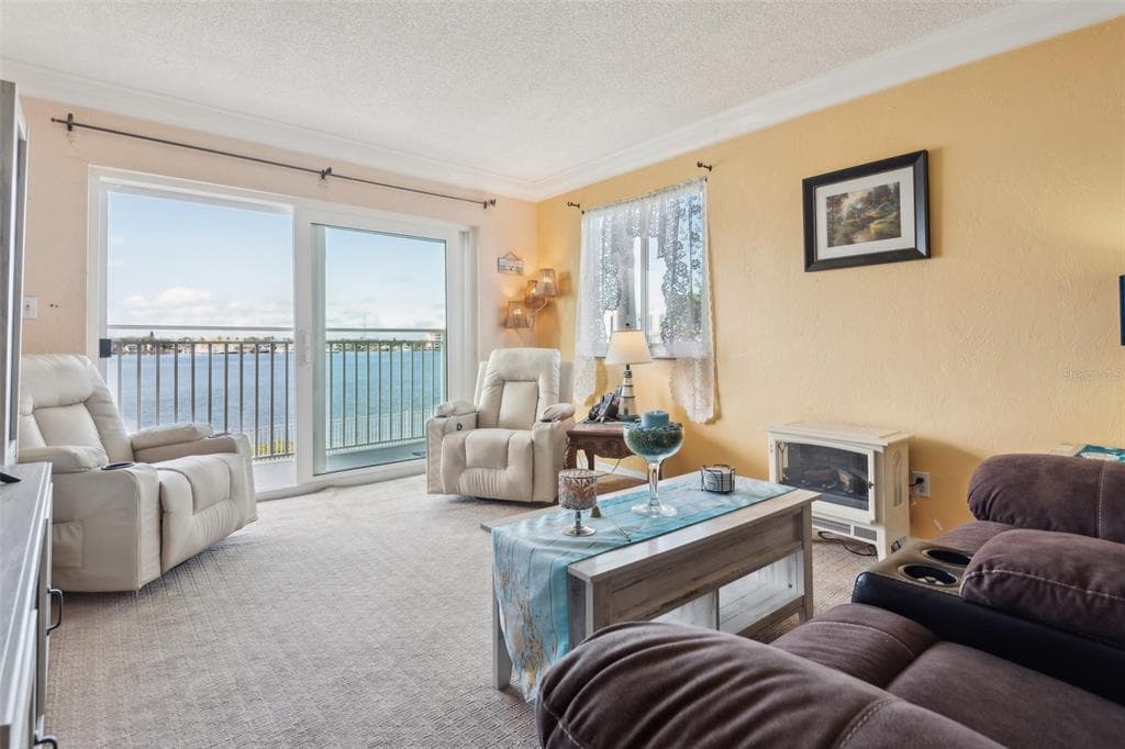 145 N HALIFAX AVENUE 211 photo 6
