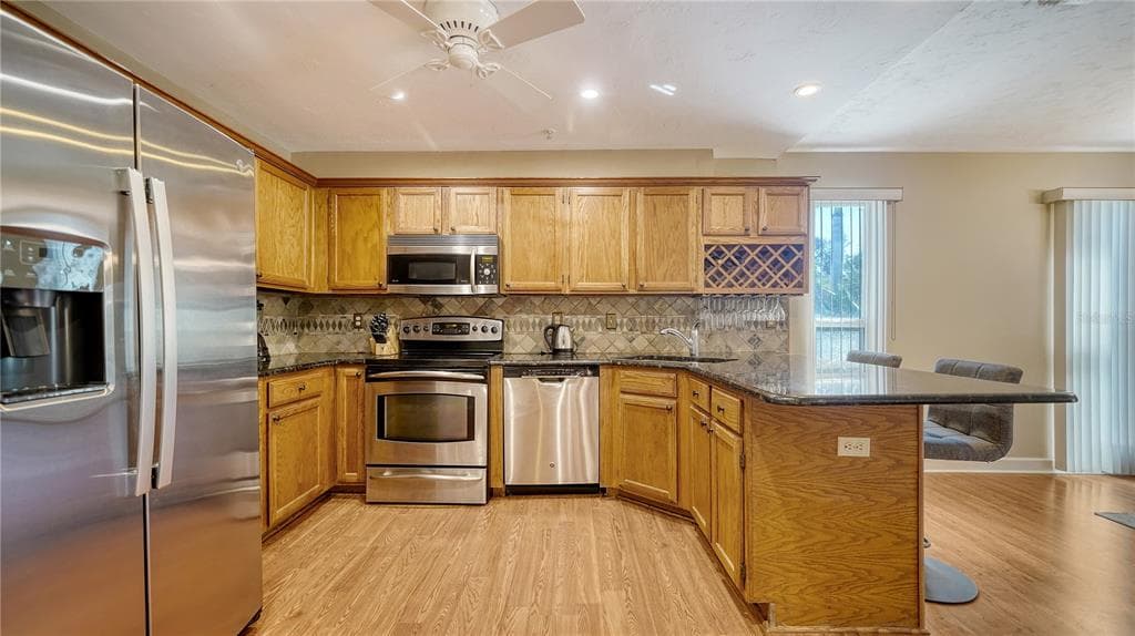 462 ISLAND CIRCLE photo 10