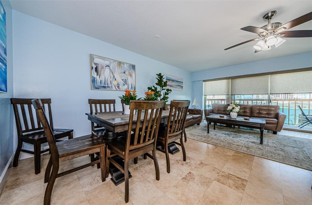 479 E SHORE DR 8 photo 13