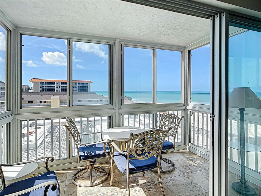 1255 TARPON CENTER DRIVE 503 photo 9