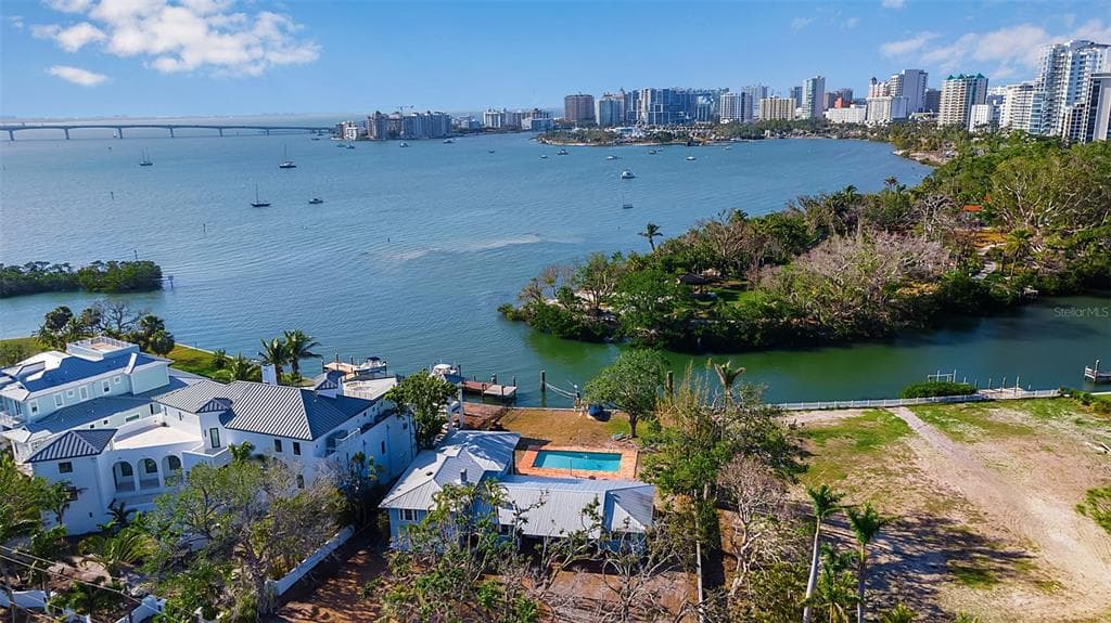 1479 BAY POINT DRIVE photo 4