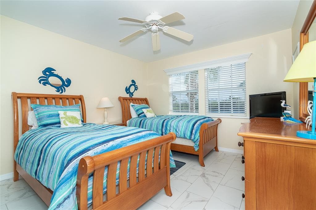 7466 PALM ISLAND DRIVE 2913 photo 8