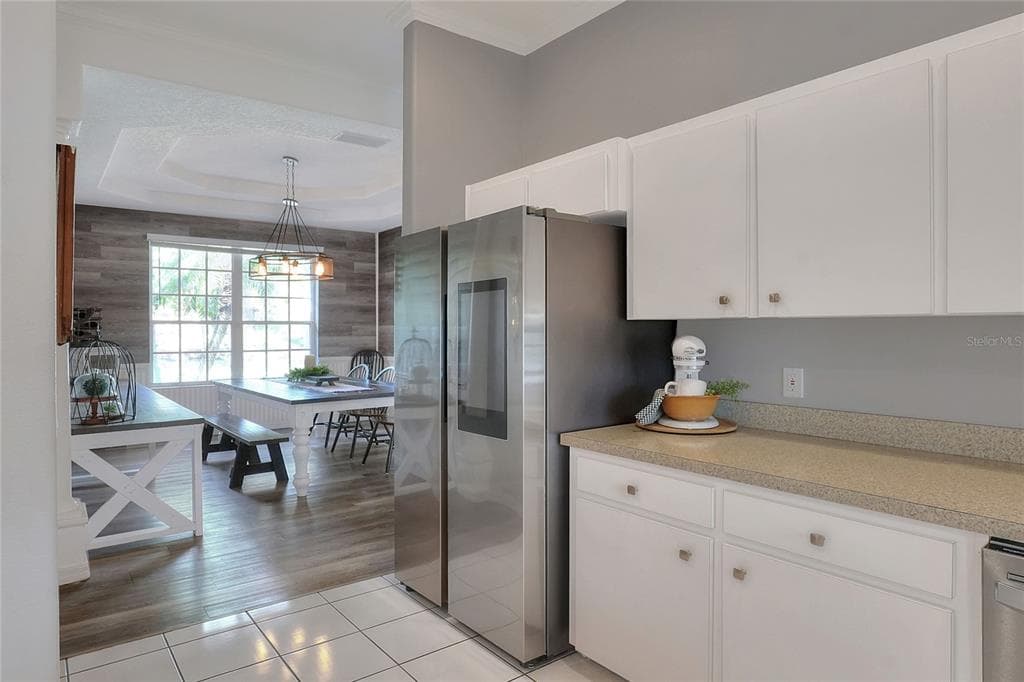 5810 LAKE VICTORIA DRIVE photo 17