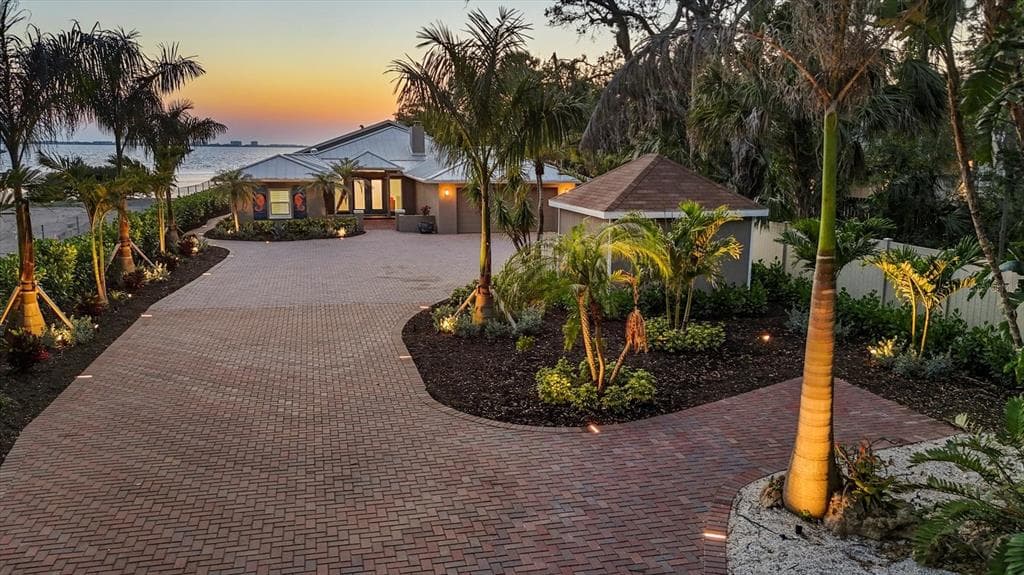 3931 BAY SHORE ROAD photo 6