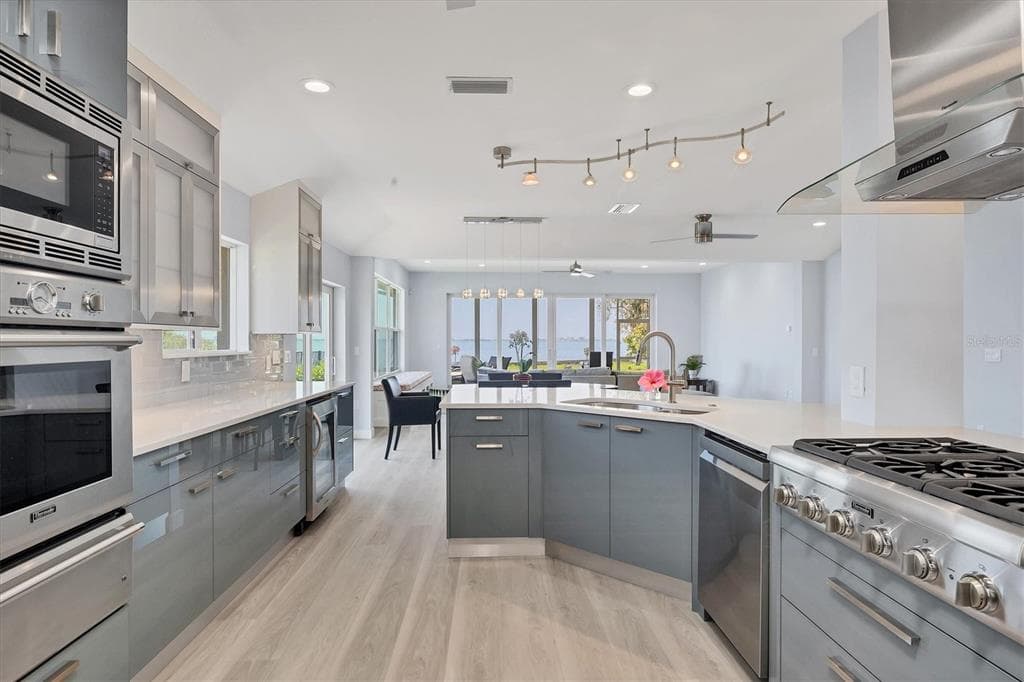3931 BAY SHORE ROAD photo 17