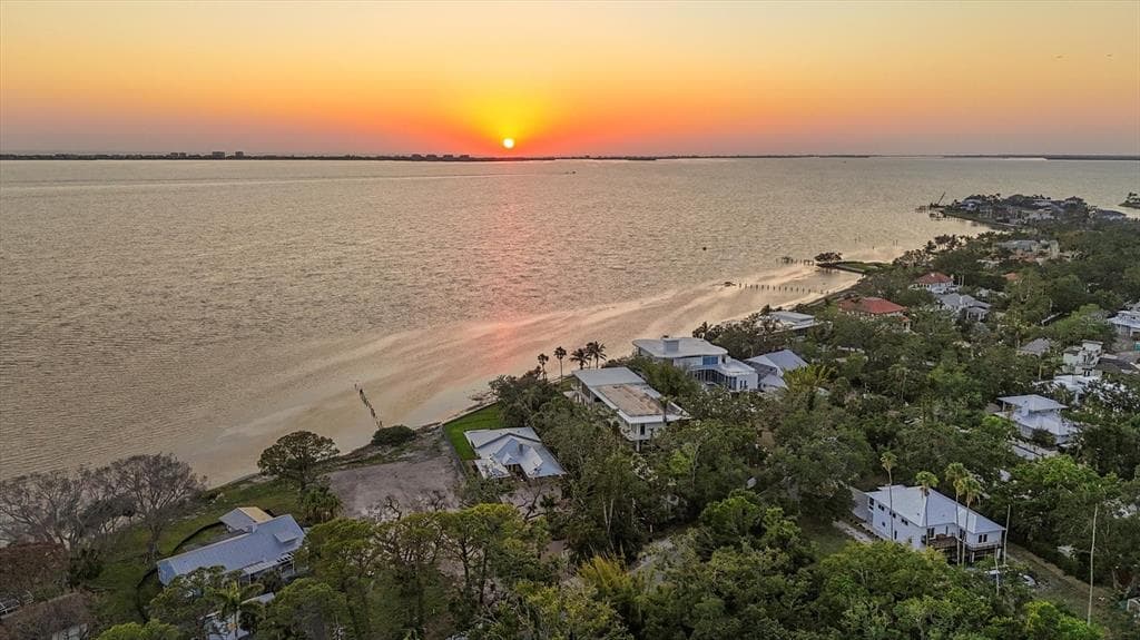 3931 BAY SHORE ROAD photo 5