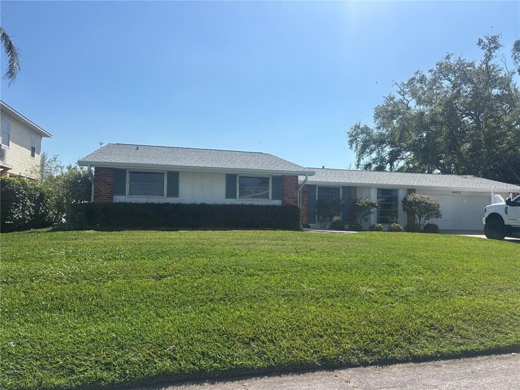 4411 DOLPHIN LANE photo 1