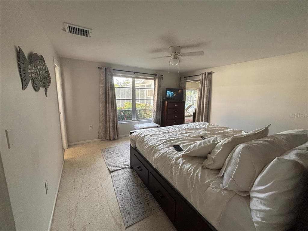 4411 DOLPHIN LANE photo 9
