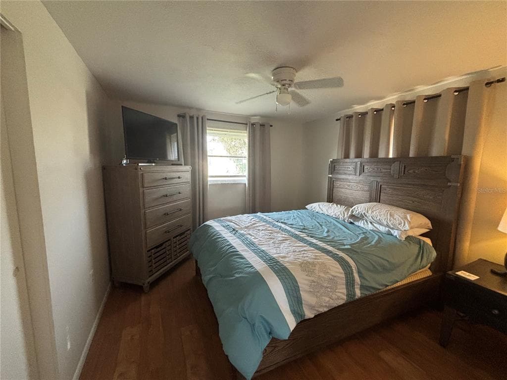 4411 DOLPHIN LANE photo 11